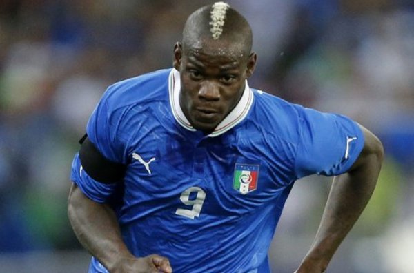 Cara daftar casino online –  Mourinho berdoa Balotelli sukses di Liverpool